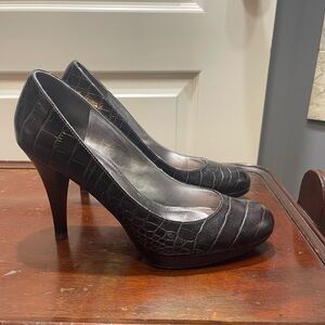 Marc Fisher Dark Brown Textured Leather Heels